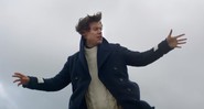 Harry Styles no clipe de "Sign of the Times" - Reprodução
