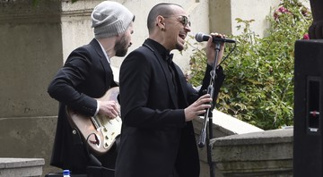 Chester Bennington cantou "Hallelujah" no funeral de Chris Cornell - Chris Pizzello/Invision/AP