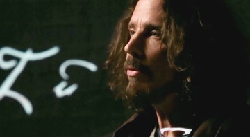 Chris Cornell em cena do videoclipe de "The Promise" - Reprodução/Vídeo