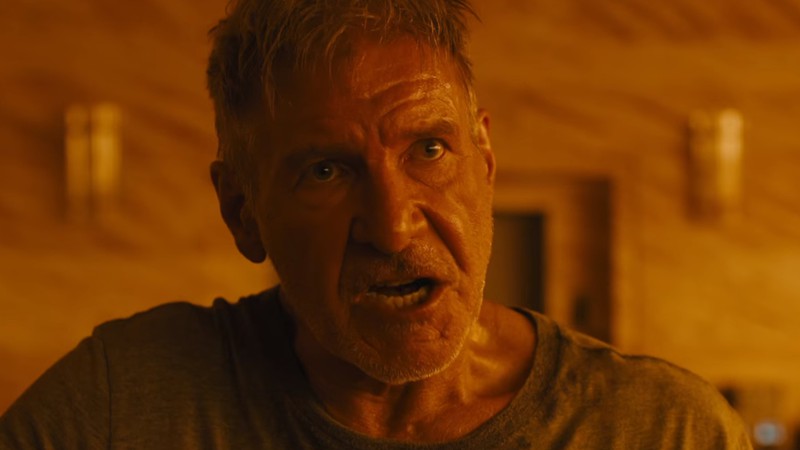Harrison Ford em cena do trailer de Blade Runner: 2049