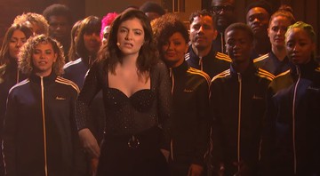 Lorde no programa <i>Late Night With Seth Meyers</i> - Reprodução/Vídeo