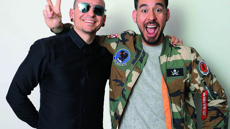 Parceiro Antigo
Em março de 2017, com Mike Shinoda, o outro homem de frente do Linkin Park

