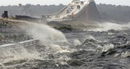 <b>Ondas Selvagens</b><br>
O furacão Isaac, de 2012, se aproximando da Flórida

 - Nick Tomecek/Northwest Florida Daily News Via AP