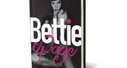 Bettie Page  - Reprodução