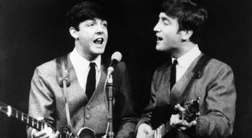 John Lennon e Paul McCartney (Foto: AP)