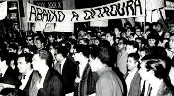 None - Manifestantes durante o período militar (Foto: Wikimedia Commons)