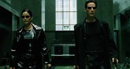 Keanu Reeves como Neo e Carrie-Anne Moss como Trinity em Matrix (Foto: Reprodução/Warner)