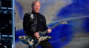 O vocalista do Metallica, James Hetfield (Foto: Sipa via AP Images)