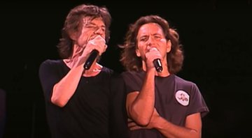 None - Mick Jagger e Eddie Vedder (Foto: Reprodução/Youtube)