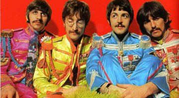 None - Os Beatles em Sgt. Pepper's Lonely Hearts Club Band, de 1967 (Foto: Reprodução)