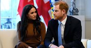 Príncipe Harry e a esposa Meghan Markle (foto: AP Images)