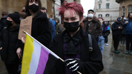 Protesto pela visibilidade trans, realizado em Londres, na Inglaterra (Foto: Hollie Adams / Getty Images)