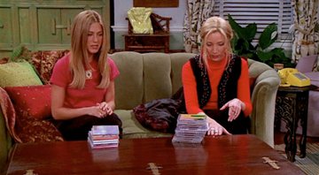 Rachel e Phoebe em Friends (Foto: Reprodução)