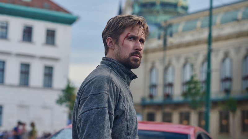 Ryan Gosling em O Agente Oculto (Foto: Stanislav Honzik/Netflix)