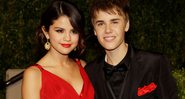 Selena Gomez e Justin Bieber na Vanity Fair Oscar Party, 2011 (Foto: AP / Carlo Allegri)