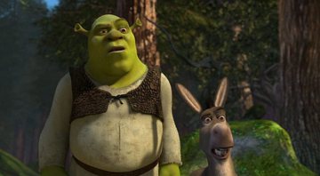 Shrek e o burro olham para o lado (Foto: Divulgação/DreamWorks)
