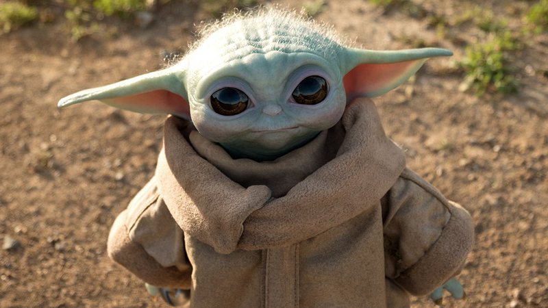 Baby Yoda vira xodó nas redes sociais, após aparecer na série 'The