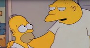 Homer Simpson e Leon Kompowsky, personagem dublado por Michael Jackson (Foto:Reprodução)