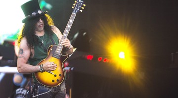 O guitarrista Slash (Foto: DyD Fotografos/AP)