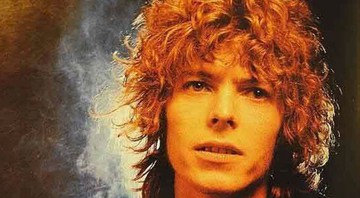 David Bowie, em foto da capa do single "Space Oddity", lançado em julho de 1969 (Foto: Reprodução)