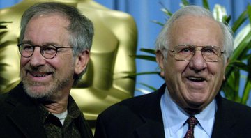 None - Steven Spielberg e o pai Arnold Spielberg (Foto: AP Photo/Chris Pizzello)