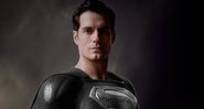 Superman com traje preto (foto: reprodução Vero/ Zack Snyder)