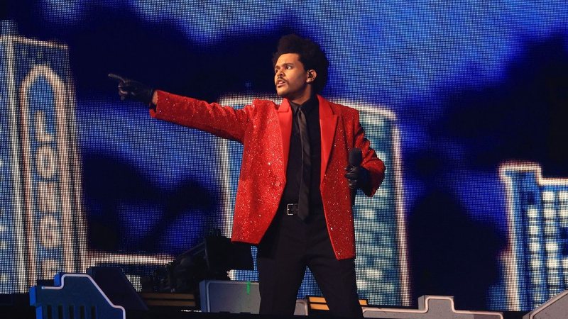The Weeknd em apresentação no Super Bowl (Foto: Mike Ehrmann/Getty Images)