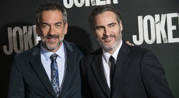 None - Todd Phillips e Joaquin Phoenix (Foto: Joel C Ryan / Invision / AP)
