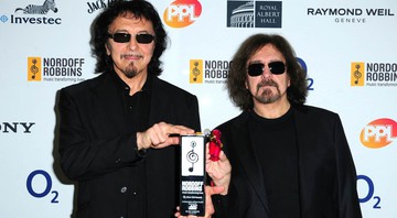 Tony Iommi e Geezer Butler (Foto: Ian West/AP)