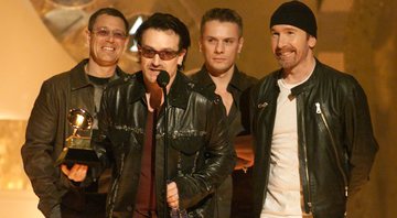 U2 no Grammy 2001. (Créditos: Kevin Winter/Getty Images)