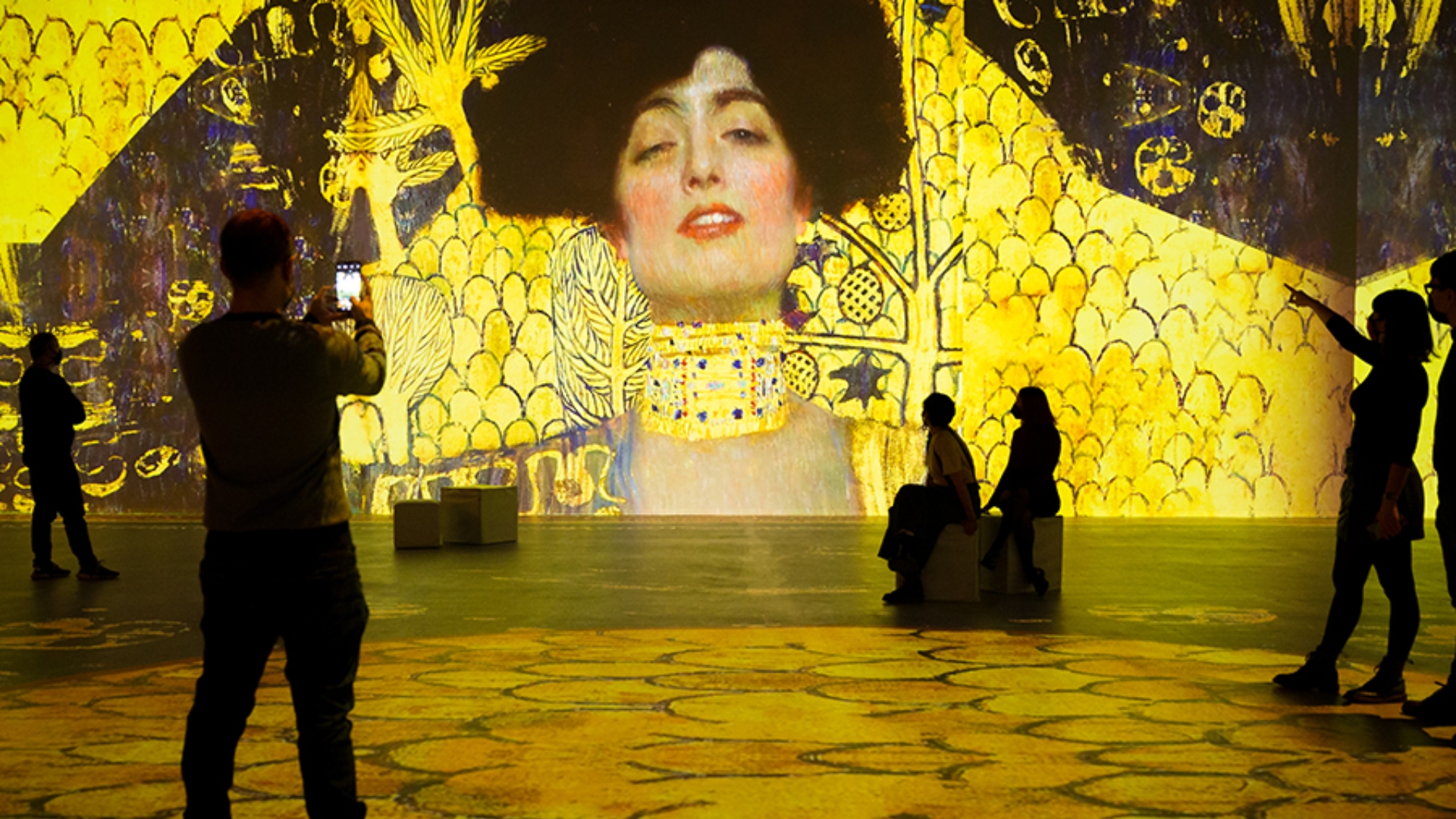 Homenagem: Exposição Interativa Gustav Klimt - Mueller