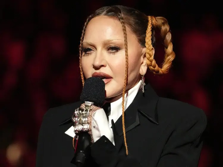 Madonna no Grammy 2023 (Getty Images)
