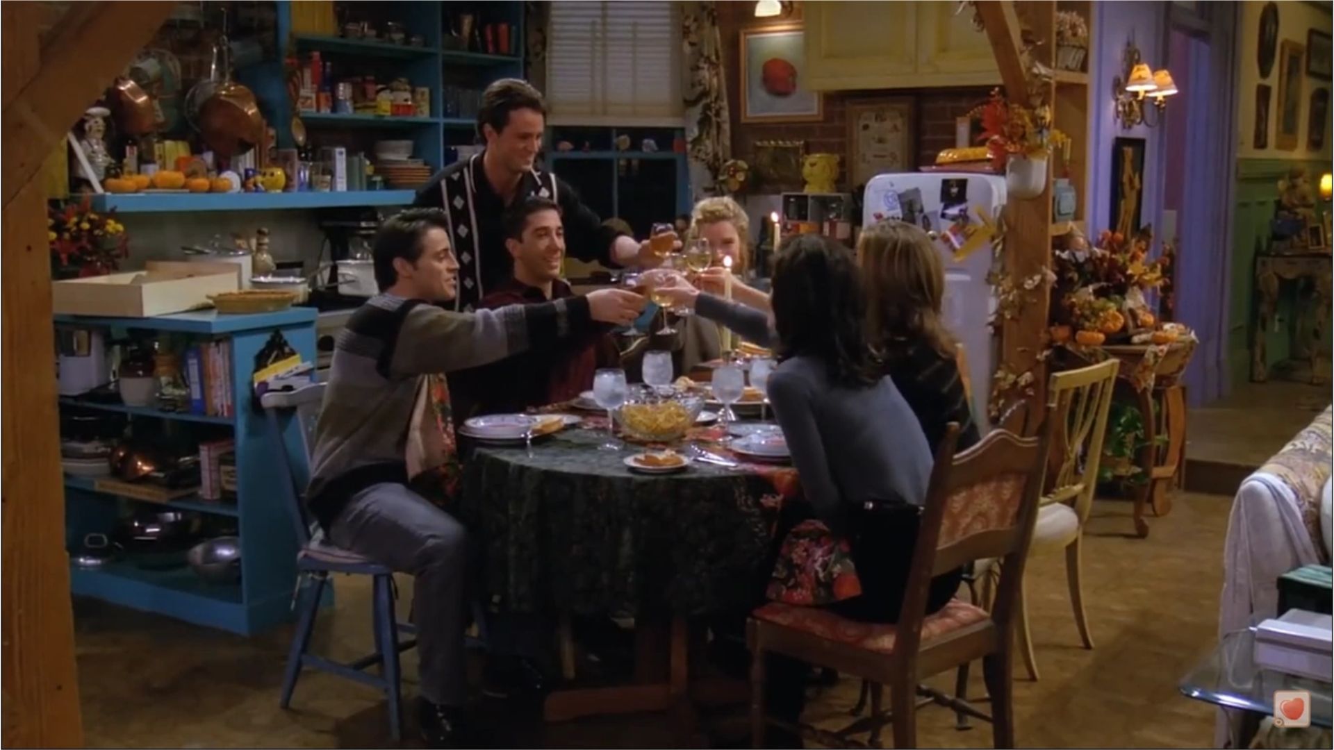 No primeiro Dia de Ação de Graças de Friends, os amigos tentam testemunhar um acontecimento inédito em Nova York (Foto: Divulgação/Warner Bros. Television)