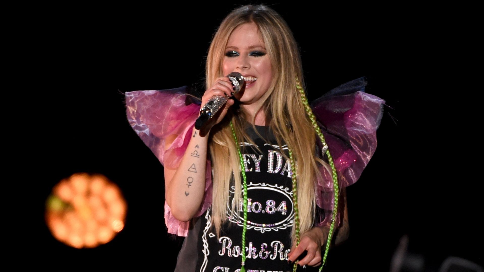 Avril Lavigne elogia público brasileiro após confirmação no Rock in Rio: 'Comovente e especial' · Rolling Stone