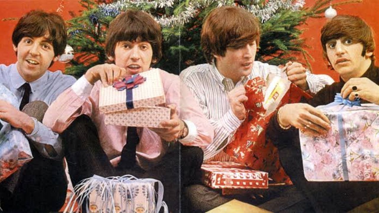 Beatles, Bowie e Queen: as 13 melhores músicas de rock para o Natal [LISTA]