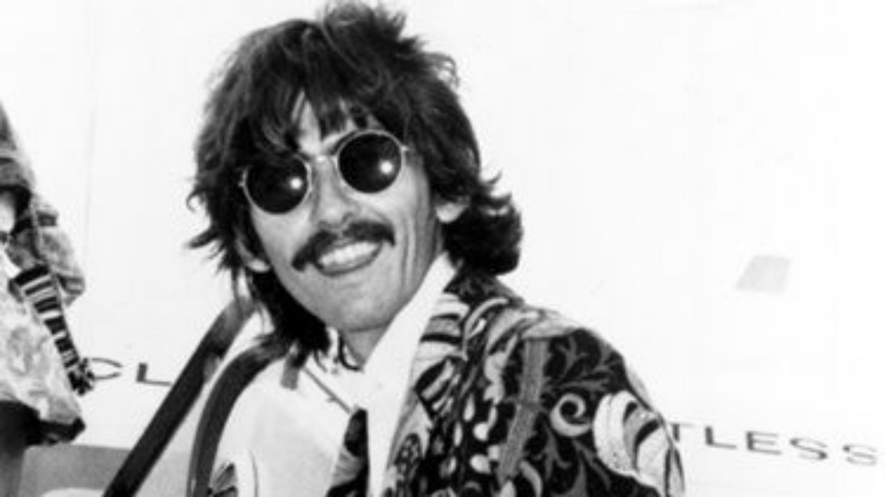 George Harrison: o guitarrista que influencia gerações completaria