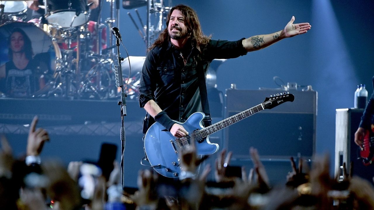 Foo Fighters retorna ao Brasil como principal atração de festival