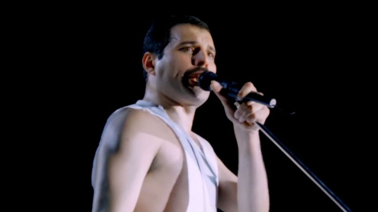 Queen – Freddie Mercury's Brazilian award for 'Love Of My Life