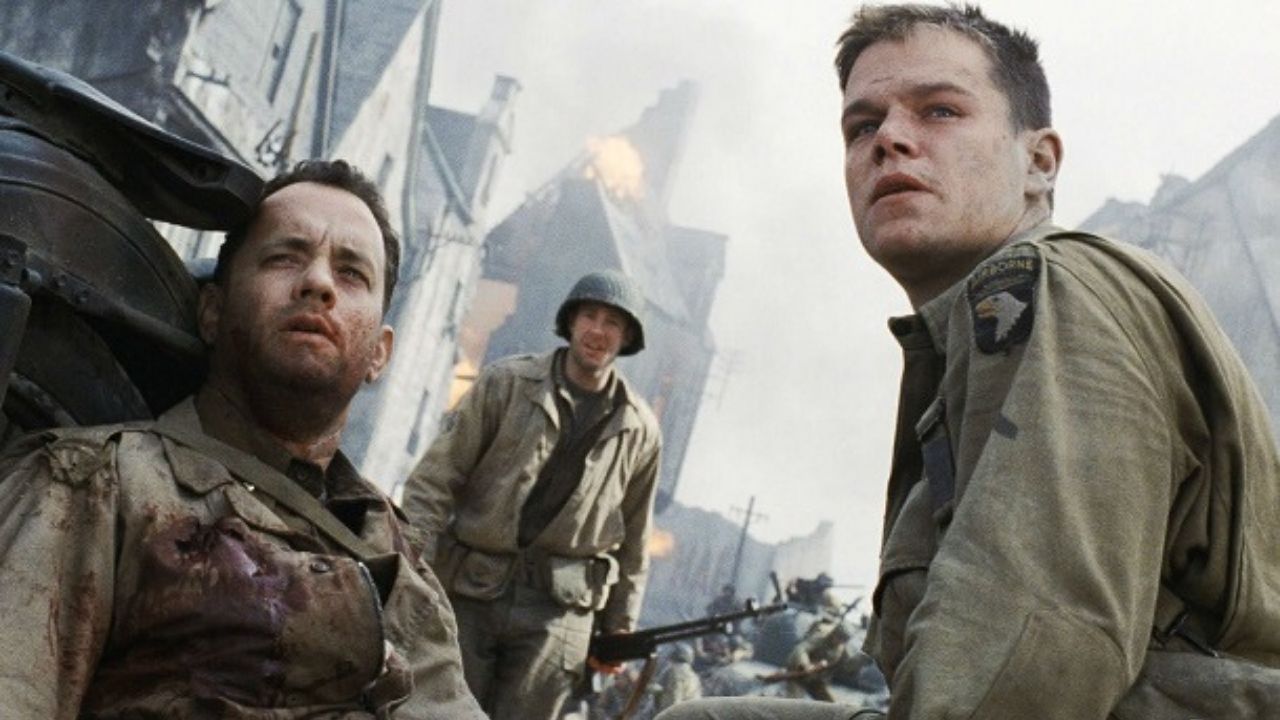 Tom Hanks e Matt Damon em O Resgate do Soldado Ryan (Foto: Reprodução)